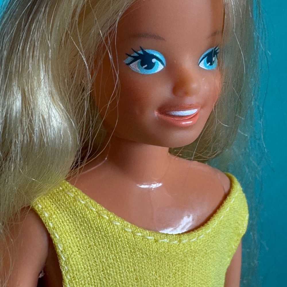 Vintage skipper Barbie doll